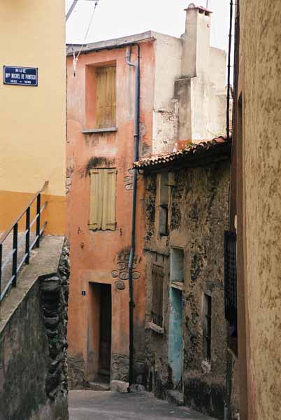 Streets and Passages 330