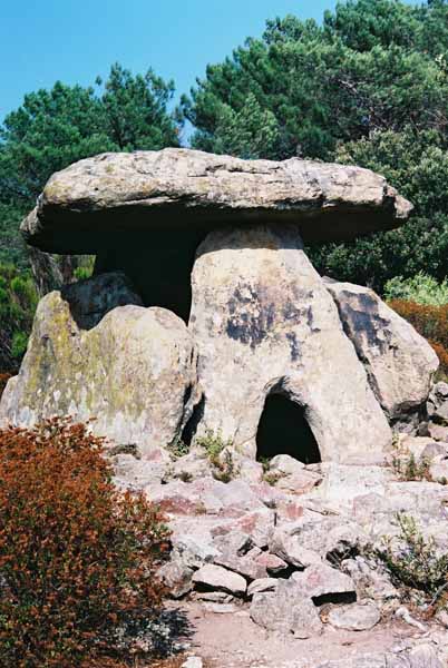 Dolmen 1027