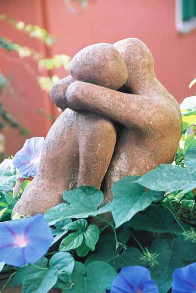 Lovers sculpture 1504